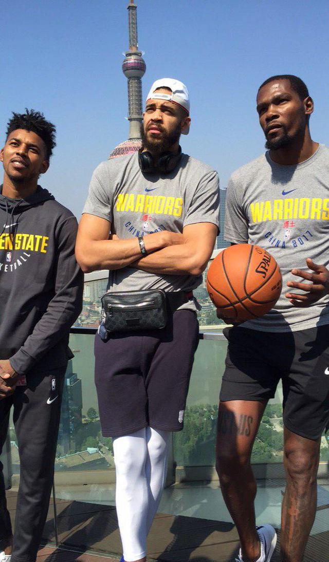 广东VS浙江！徐杰火线复出砍下22分！徐杰燃尽了！#鸿哥聊球