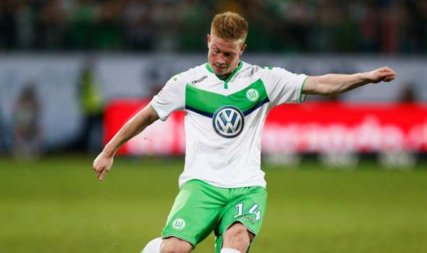 370万+用户见证KZ战队夺冠，2025快手CFM冠军杯点燃江城