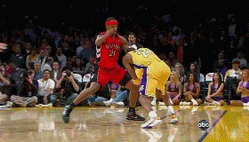 亚利桑那响尾蛇签下老将詹姆斯·麦肯（James McCann），合同为期 1 年