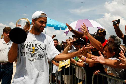 逆转！哈登29+6+6，唐斯34+13+4，伦纳德创纪录，西部第六易主