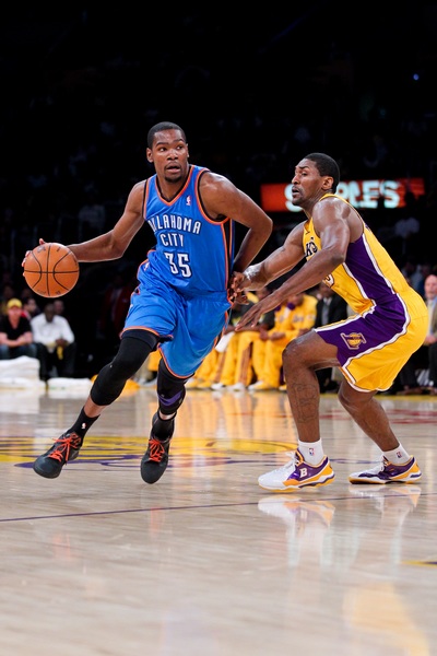 2027年亚洲杯入选赛｜ 摄政王亲临训练场打气 国足活力满满