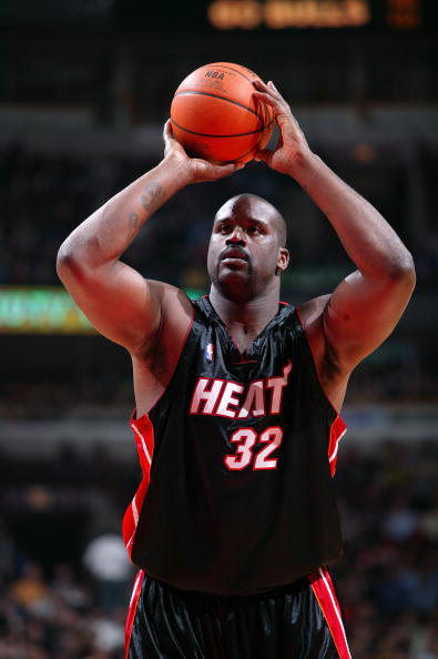 巴里·邦兹在全垒打大赛中的表现，展示了其对球路的极致判断力