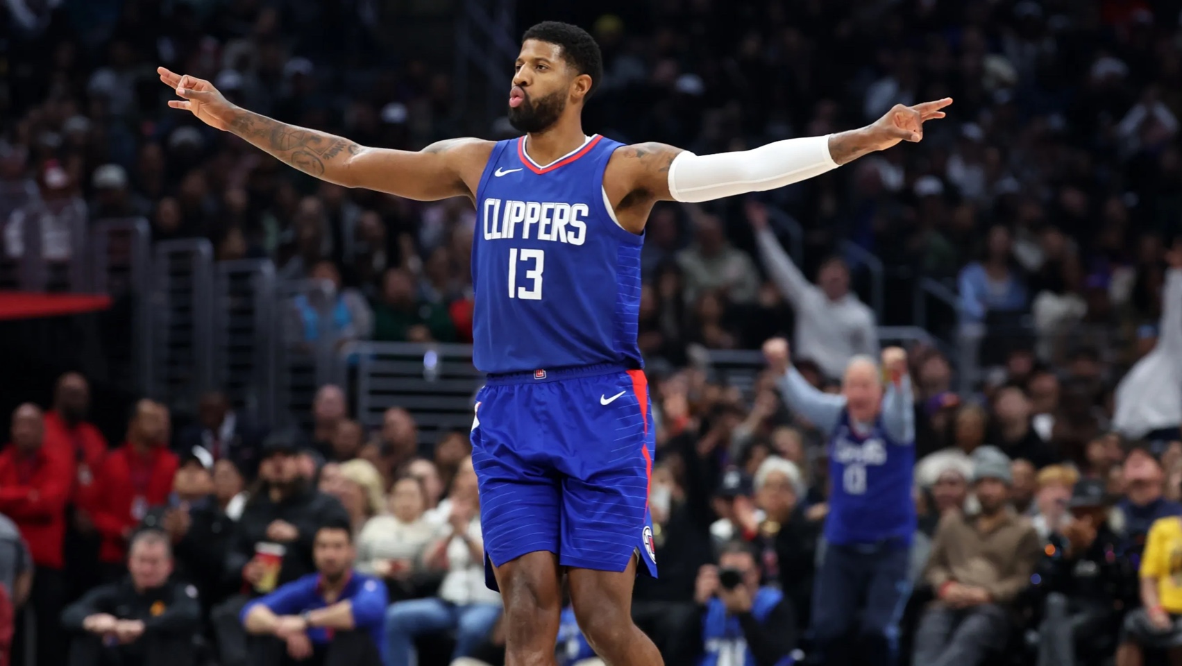 电讯报：马尔科将于今年年底离开红牛F1车队